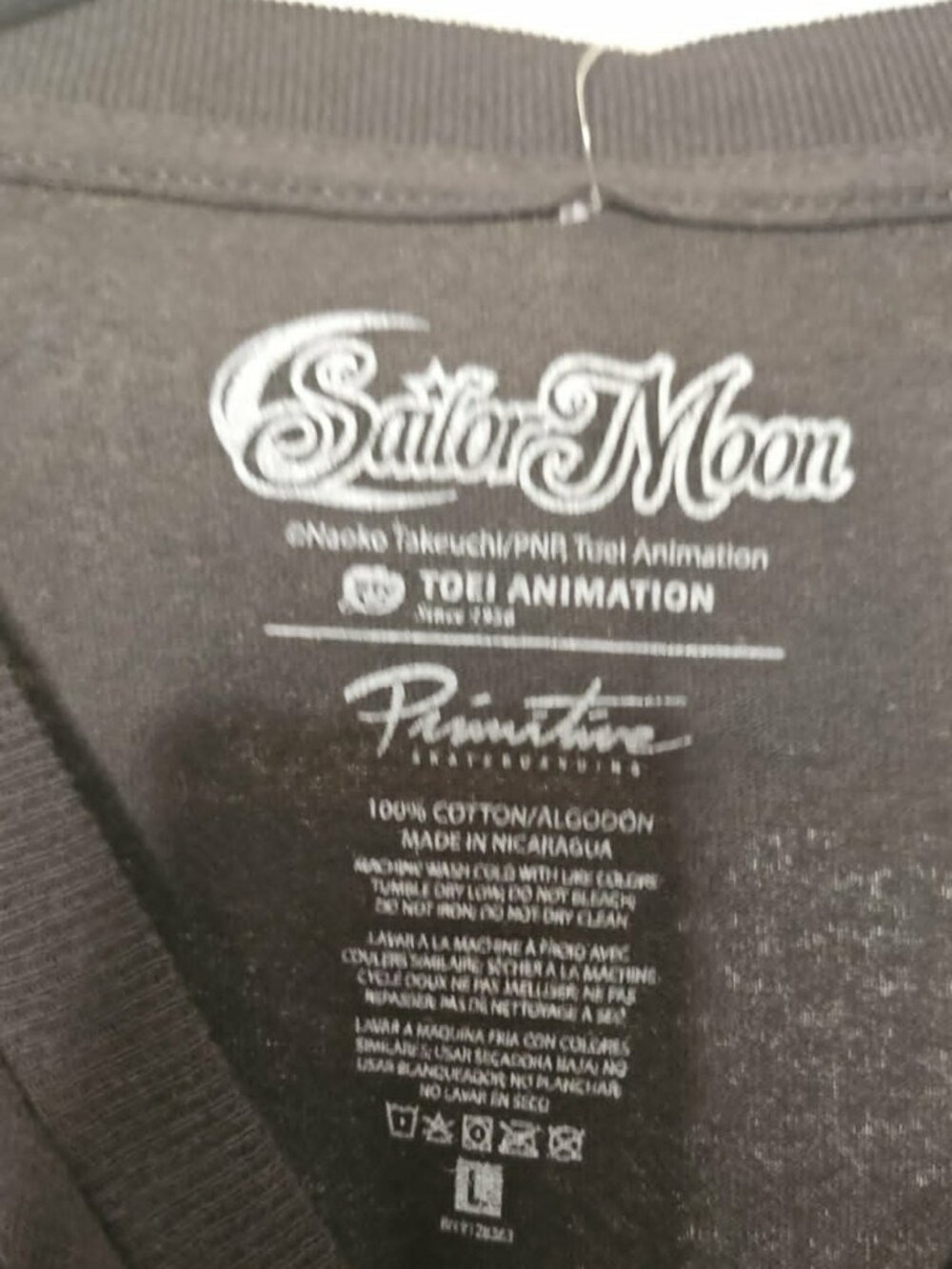 RARE Deadstock Primitive x Sailor Moon Graphic Tee - Picture 4 of 4